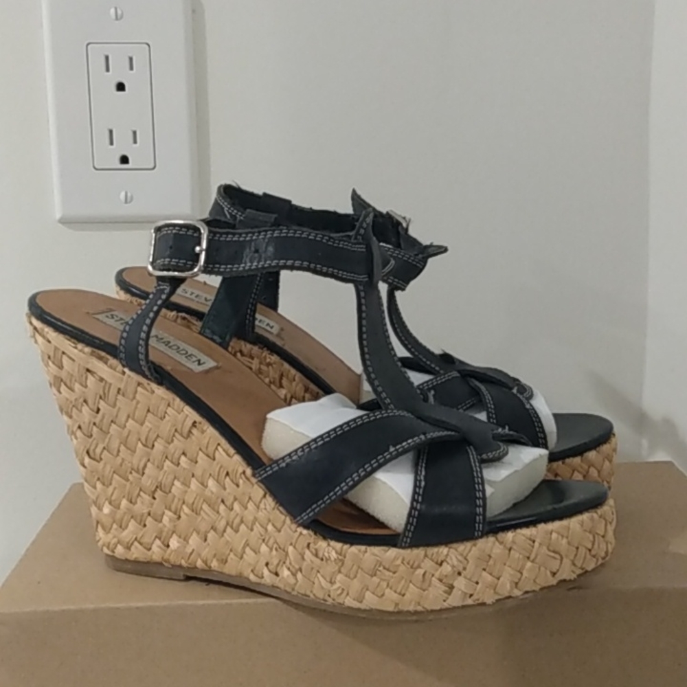 Steve Madden Navy Blue Ankle Strap Platform Wedge